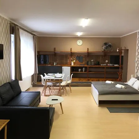 Apartment Arkad Apartmanhaz Szegedin