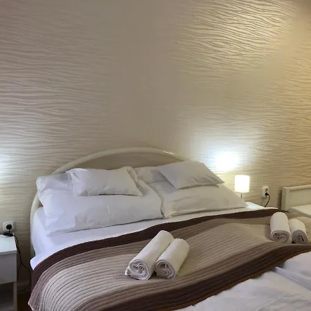 Arkad Apartmanhaz * Szegedin