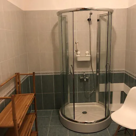 Arkad Apartmanhaz *