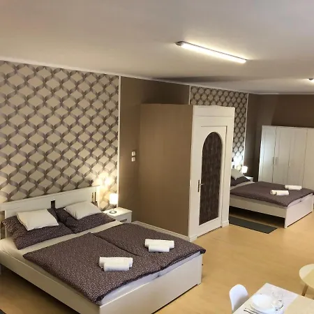 Arkad Apartmanhaz * Szegedin