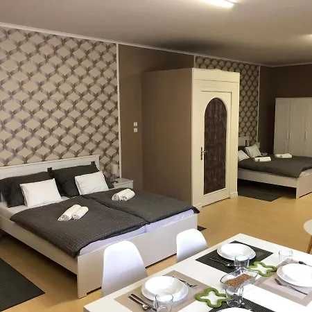 Arkad Apartmanhaz 아파트