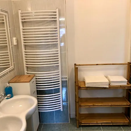 Arkad Apartmanhaz *