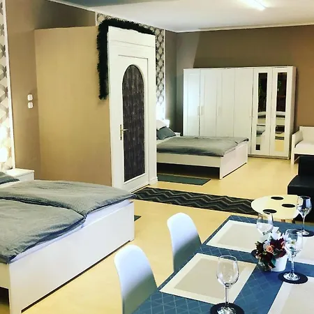 Apartment Arkad Apartmanhaz *