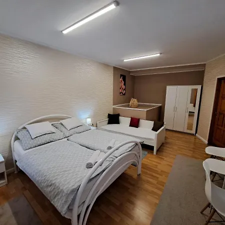 Apartment Arkad Apartmanhaz Szeged