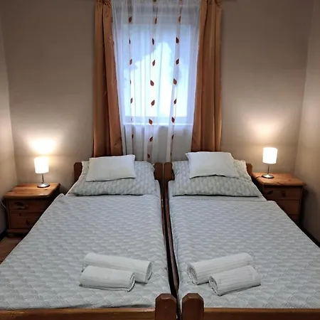Apartment Arkad Apartmanhaz *