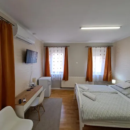 Apartmán Arkad Apartmanhaz *
