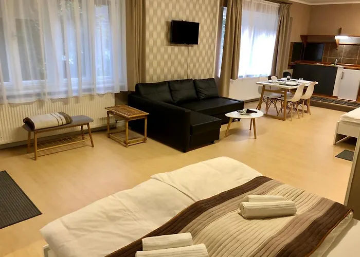 Arkad Apartmanhaz *
