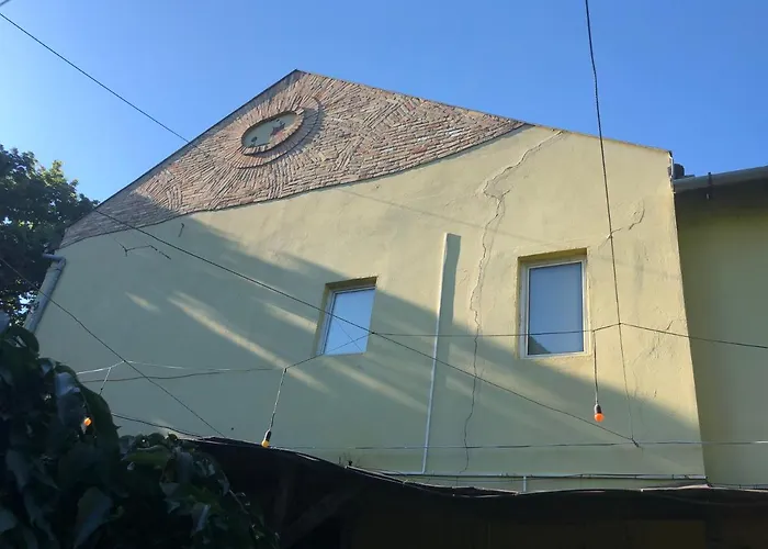 Arkad Apartmanhaz *